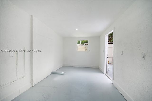 1028 NW 24th St, Miami, FL 33127