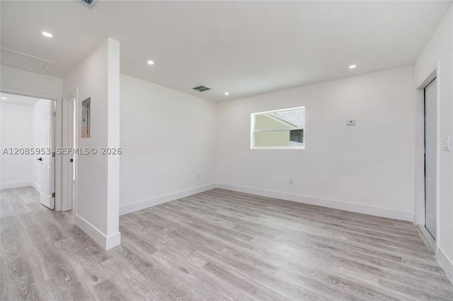 1028 NW 24th St, Miami, FL 33127