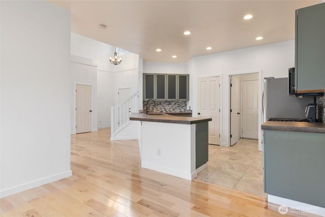 13332 SE 177th Court, Renton, WA 98058
