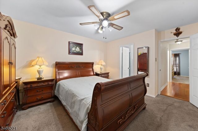 29 Avebury Pl, Franklin Twp., NJ 08873