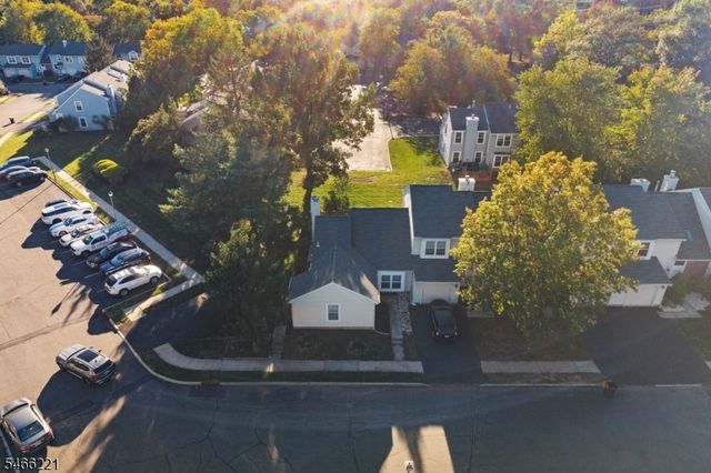 29 Avebury Pl, Franklin Twp., NJ 08873