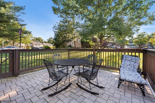 29 Avebury Pl, Franklin Twp., NJ 08873