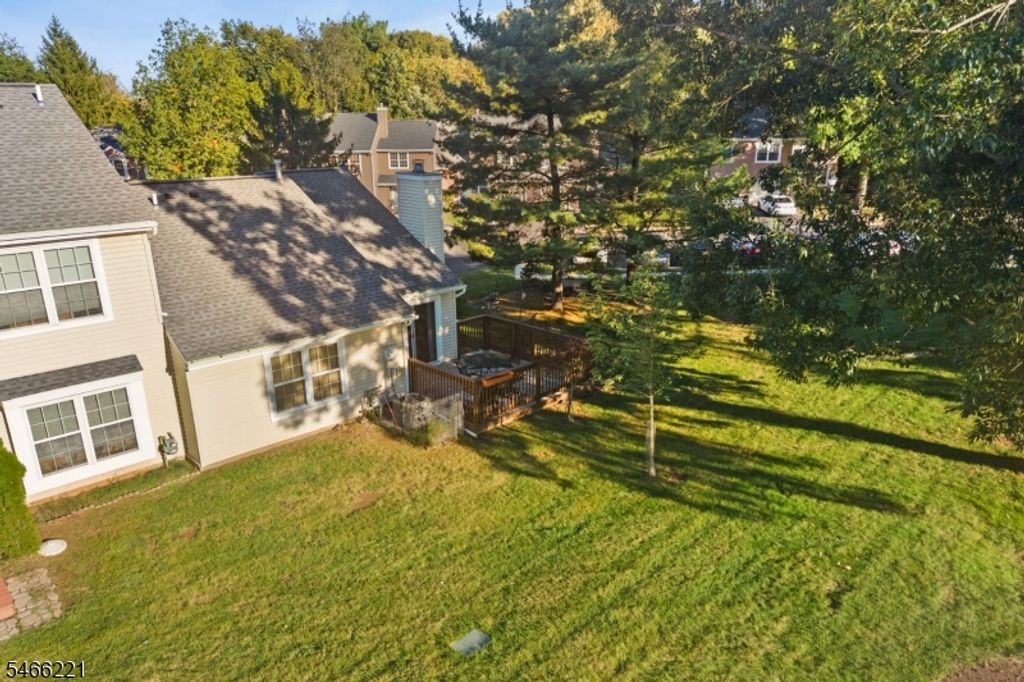 29 Avebury Pl, Franklin Twp., NJ 08873 — photo 4