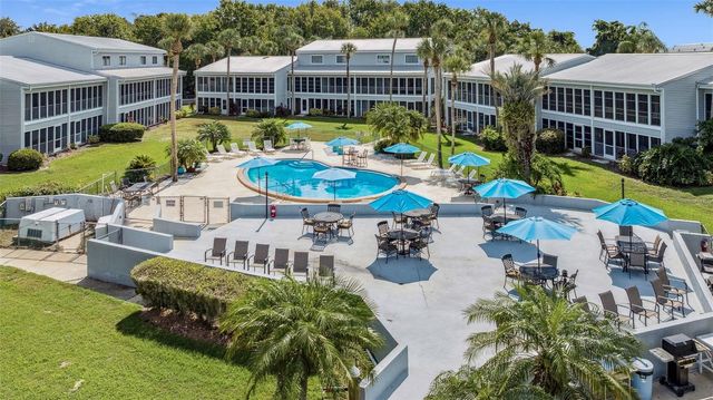 125 RIVER BEND PLACE D, Welaka, FL 32193