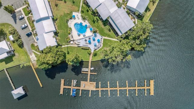 125 RIVER BEND PLACE D, Welaka, FL 32193