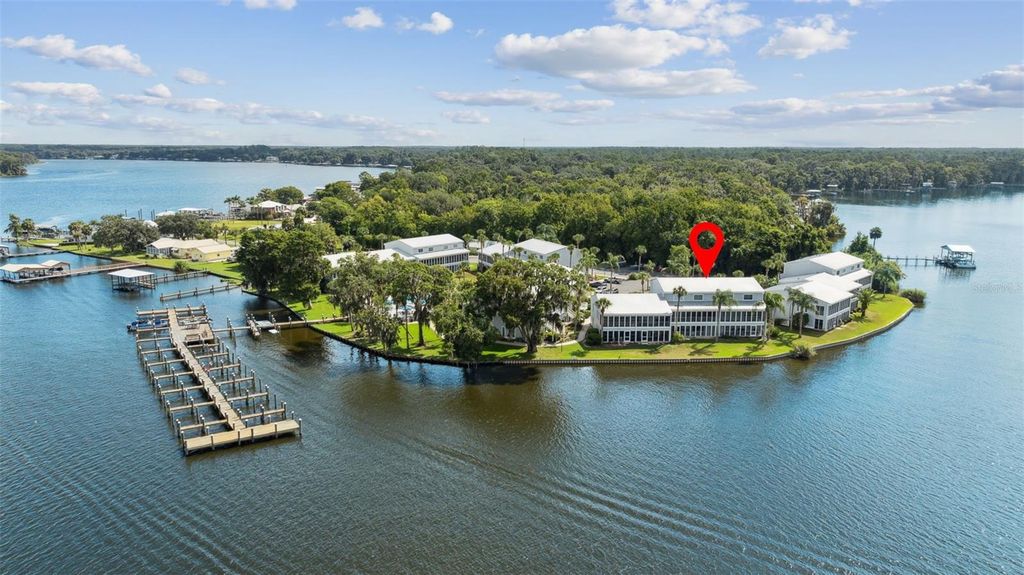 125 RIVER BEND PLACE D, Welaka, FL 32193