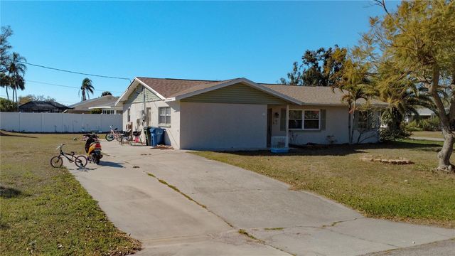 1144 PINELAND AVENUE, Venice, FL 34285