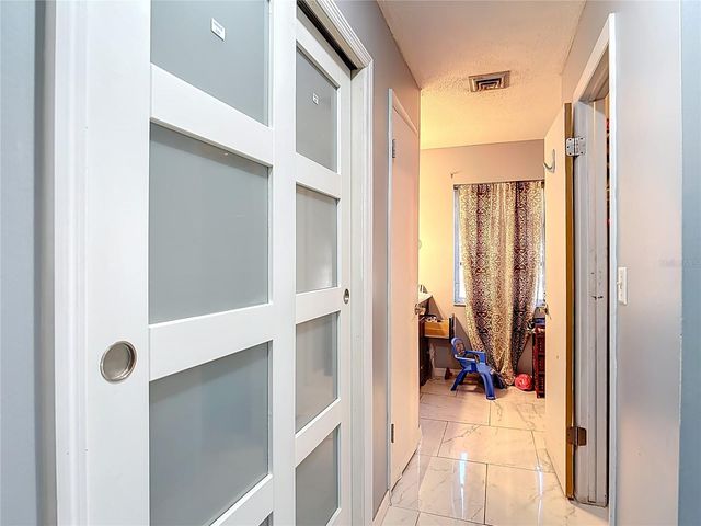 1144 PINELAND AVENUE, Venice, FL 34285