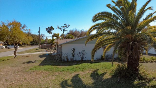 1144 PINELAND AVENUE, Venice, FL 34285