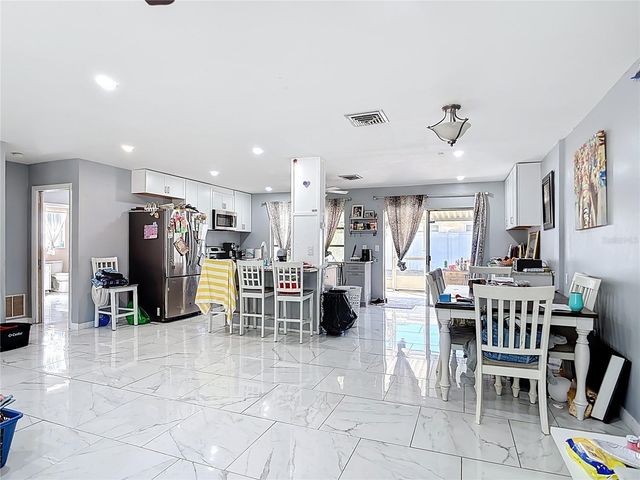 1144 PINELAND AVENUE, Venice, FL 34285