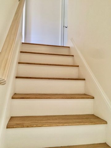 16 Hobbs Road 1, Medford, MA 02155
