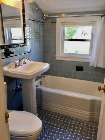 16 Hobbs Road 1, Medford, MA 02155