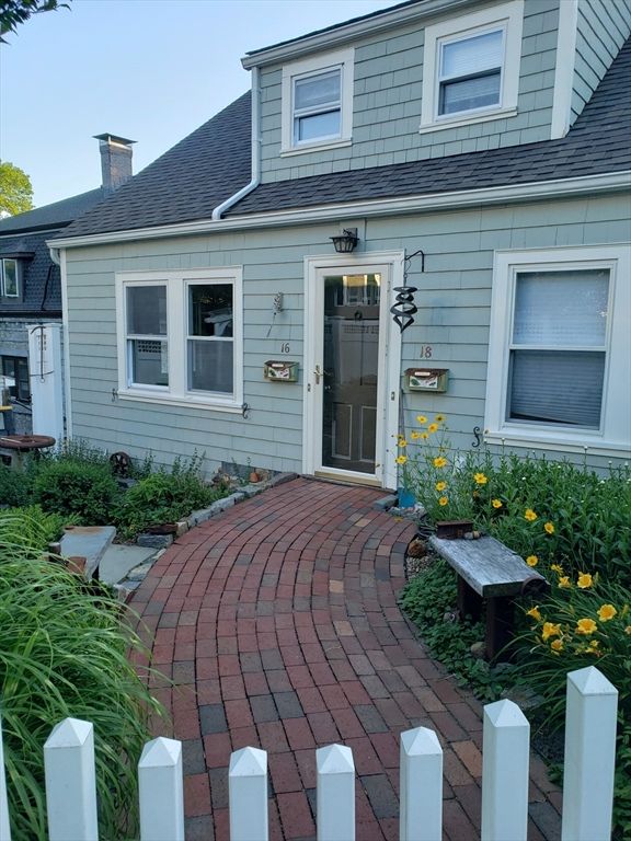 16 Hobbs Road 1, Medford, MA 02155