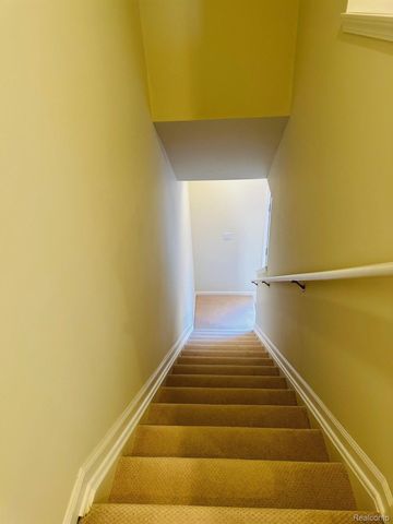 44561 GWINNETT Loop, Novi, MI 48377