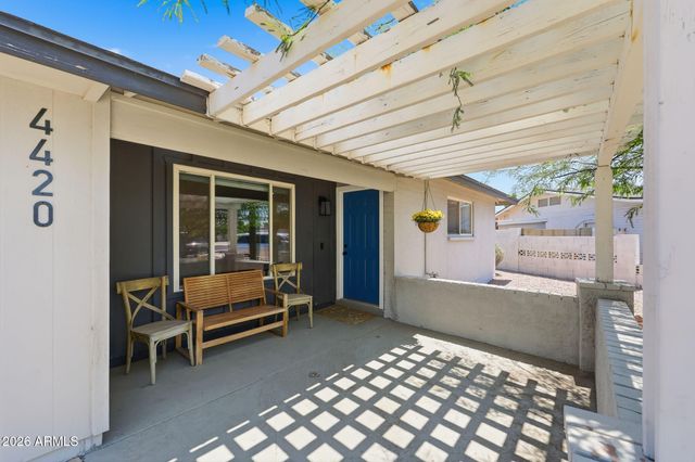 4420 W CHOLLA Street, Glendale, AZ 85304