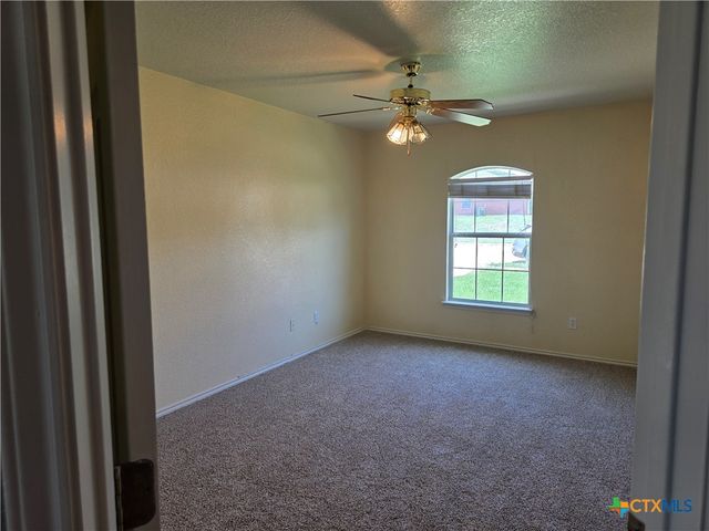 2803 Lindsey Drive, Copperas Cove, TX 76522