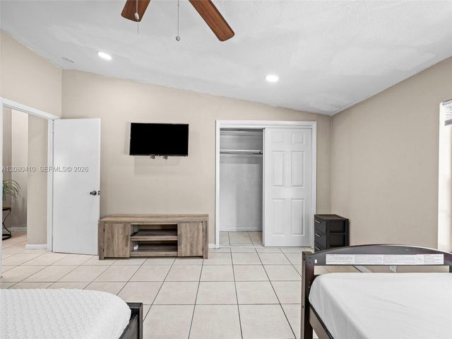 3609 Townhouse Court 3609, West Palm Beach, FL 33407