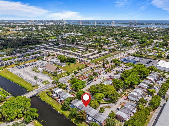 3609 Townhouse Court 3609, West Palm Beach, FL 33407