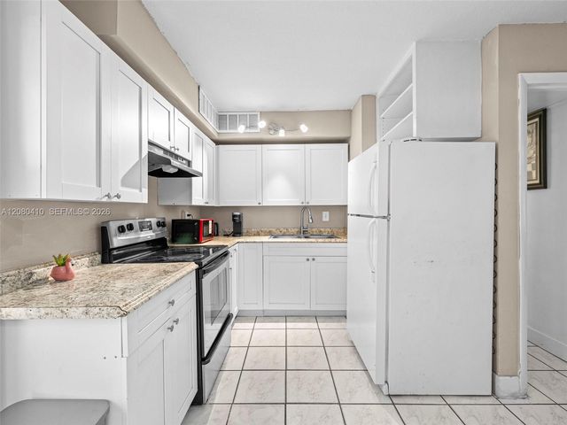 3609 Townhouse Court 3609, West Palm Beach, FL 33407
