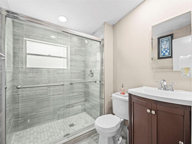 3609 Townhouse Court 3609, West Palm Beach, FL 33407