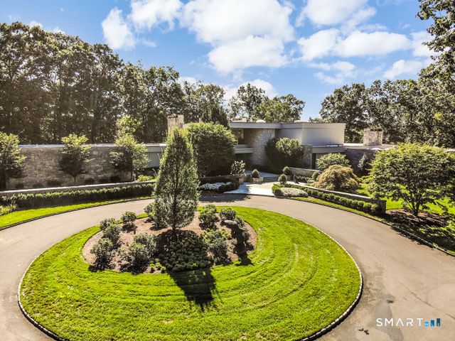 38 Partridge Hollow Road, Greenwich, CT 06831