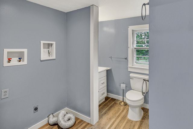 48 Irvin Seay RD, Bassett, VA 24055