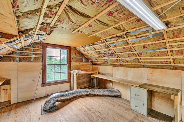 48 Irvin Seay RD, Bassett, VA 24055