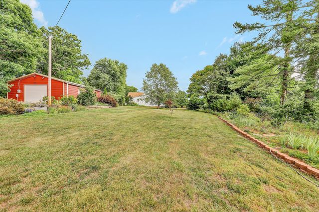 48 Irvin Seay RD, Bassett, VA 24055