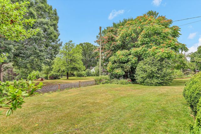 48 Irvin Seay RD, Bassett, VA 24055