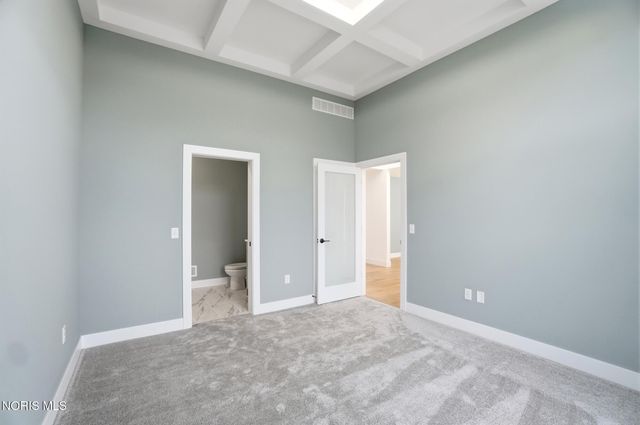 11 Hawthorne Crossing, Perrysburg, OH 43551