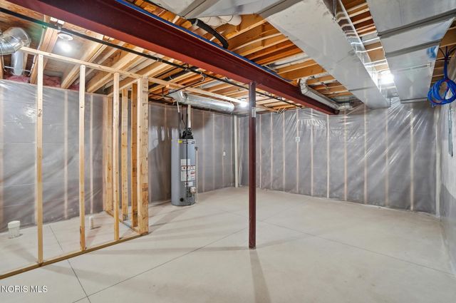 11 Hawthorne Crossing, Perrysburg, OH 43551