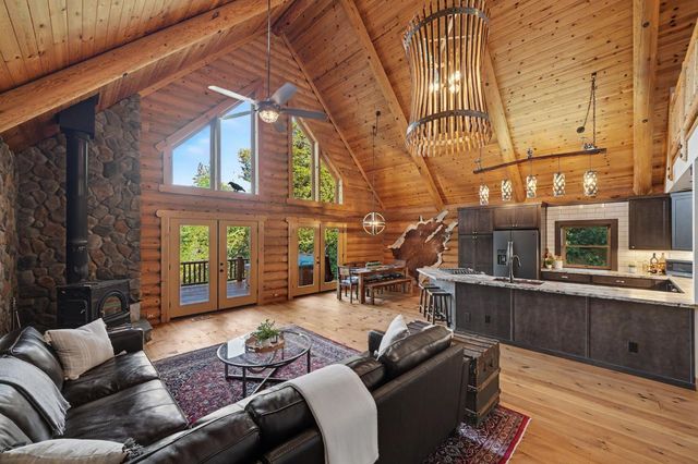 211 Fox Rd, Glencoe, CA 95232