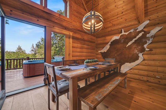 211 Fox Rd, Glencoe, CA 95232
