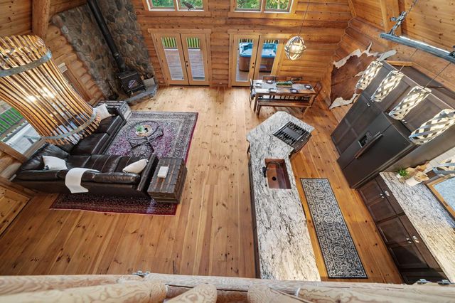 211 Fox Rd, Glencoe, CA 95232