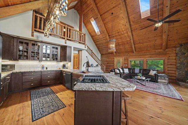 211 Fox Rd, Glencoe, CA 95232