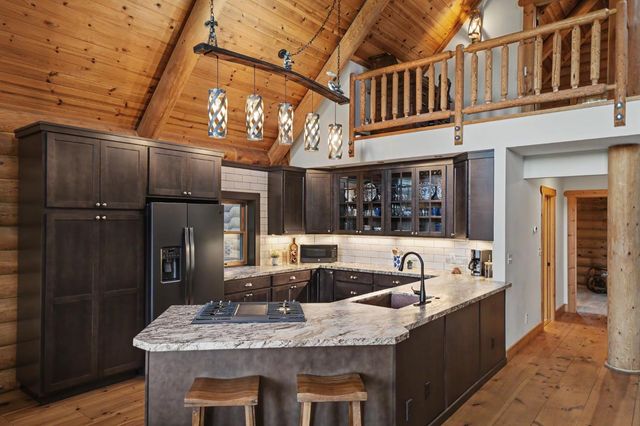 211 Fox Rd, Glencoe, CA 95232
