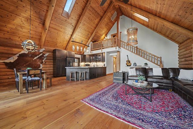 211 Fox Rd, Glencoe, CA 95232