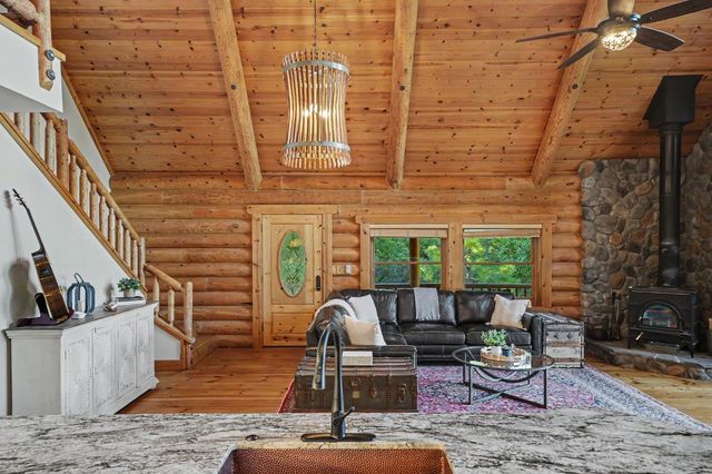 211 Fox Rd, Glencoe, CA 95232