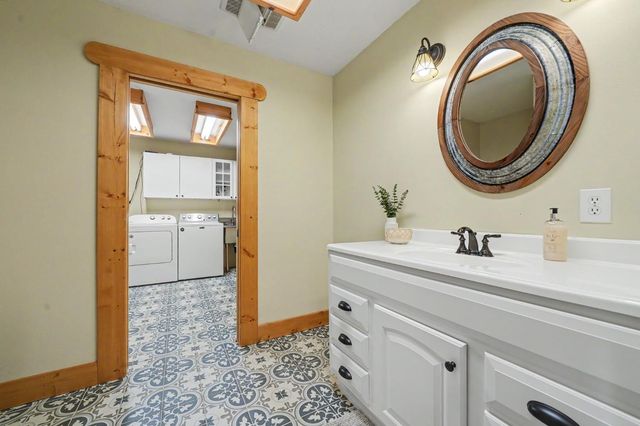 211 Fox Rd, Glencoe, CA 95232