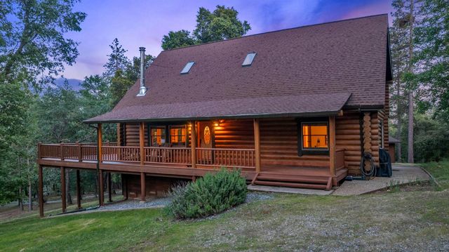 211 Fox Rd, Glencoe, CA 95232