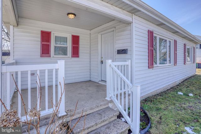 108 E COCHRAN ST, Middletown, DE 19709