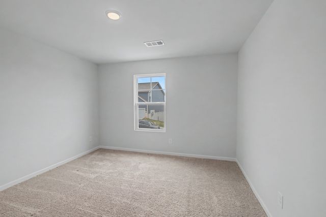 225 Oasis Dr, La Vergne, TN 37086