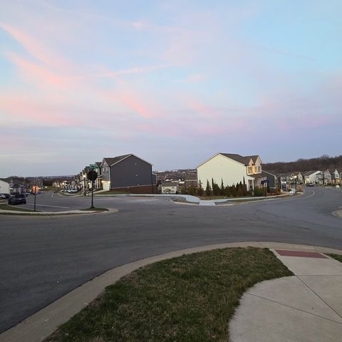 225 Oasis Dr, La Vergne, TN 37086