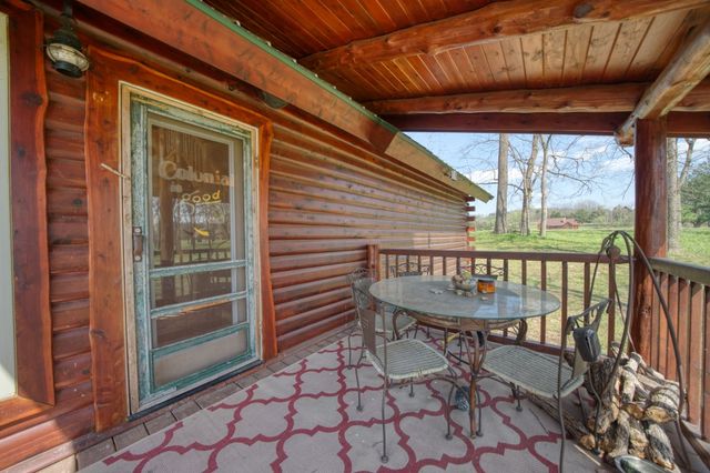 519 Terra Vista, Berryville, AR 72616