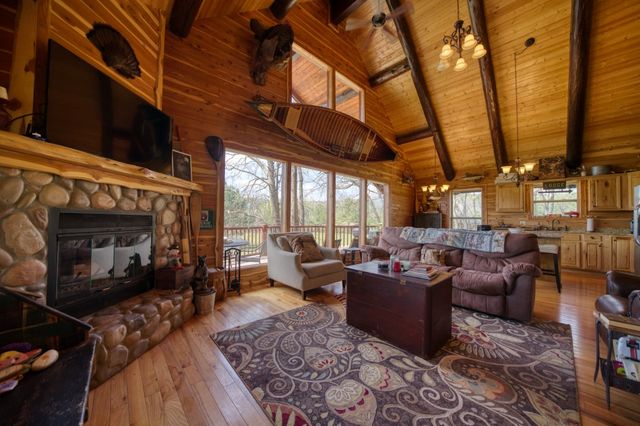 519 Terra Vista, Berryville, AR 72616