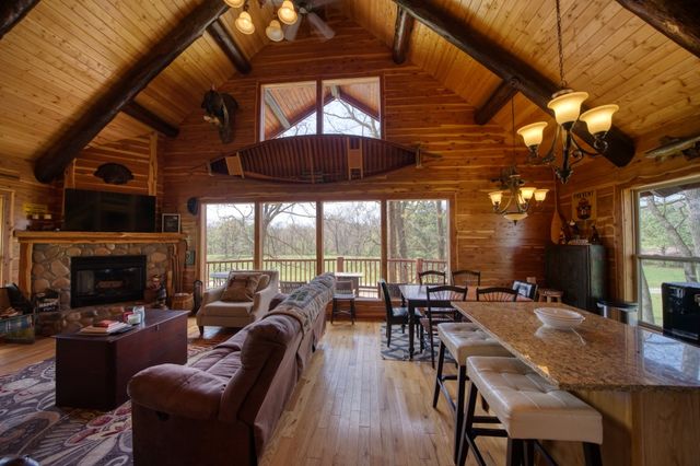 519 Terra Vista, Berryville, AR 72616