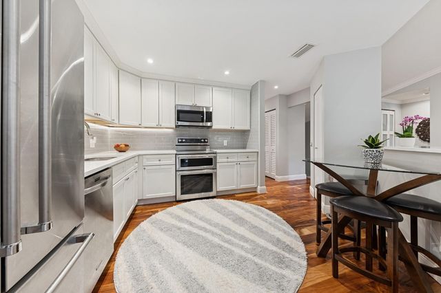 5560 Coach House Circle C, Boca Raton, FL 33486