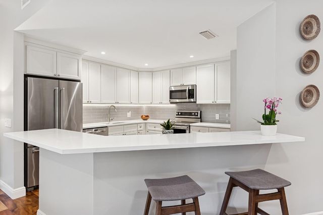 5560 Coach House Circle C, Boca Raton, FL 33486