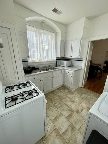 1014 MAURY ST, Memphis, TN 38107