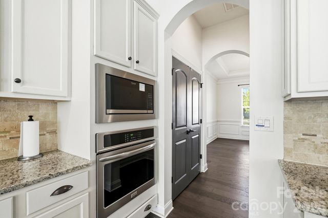 102 Chadderton Way, Waxhaw, NC 28173